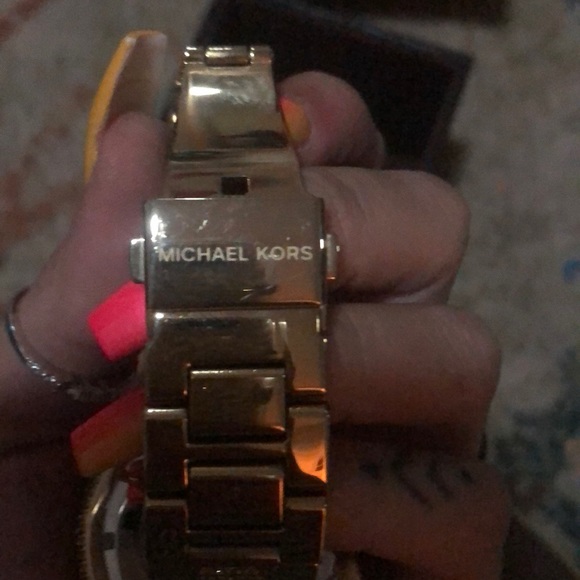 Authentic Michael Kors watch - Picture 5 of 5